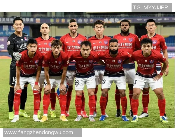 重庆篮球队配合变革引发热议球迷期待新战术带来胜利契机